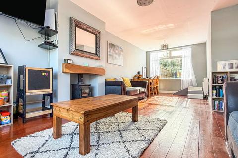3 bedroom semi-detached house for sale, Langdale Crescent, Cottingham HU16