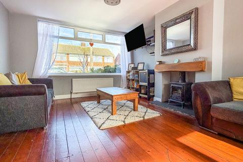 3 bedroom semi-detached house for sale, Langdale Crescent, Cottingham HU16