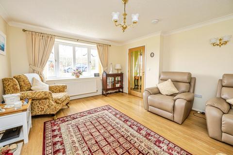 3 bedroom detached house for sale, Heatherwood, Welshpool, SY21
