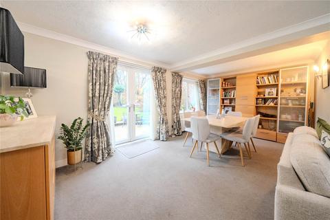 3 bedroom detached house for sale, Kestrel Grove, Leeds, West Yorkshire