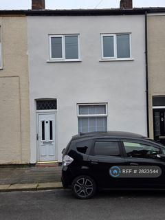 3 bedroom terraced house to rent, Morris Street, Tyldesley, Manchester, M29