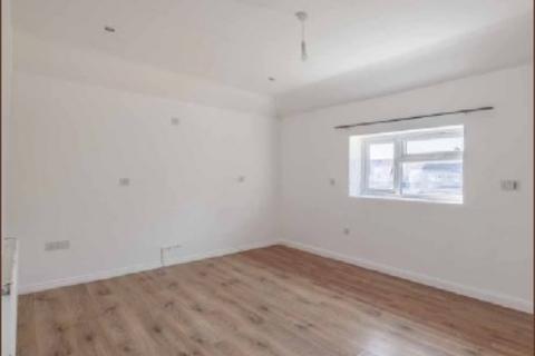 undefined, West Drayton UB7