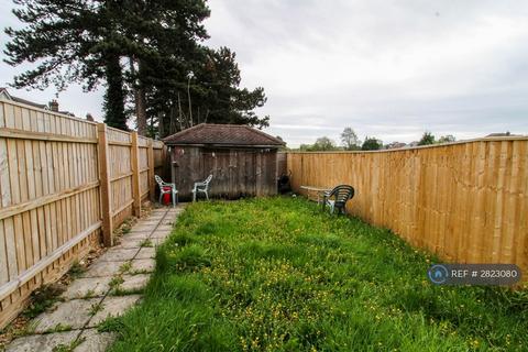 2 bedroom terraced house to rent, Muscliffe Road, Bournemouth, BH9