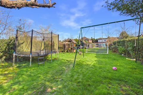 4 bedroom semi-detached house for sale, Jasons Hill, Chesham, Buckinghamshire, HP5
