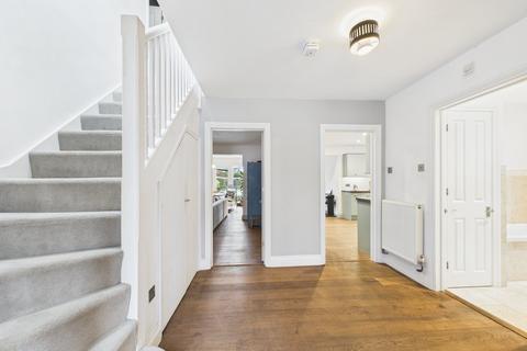 4 bedroom semi-detached house for sale, Jasons Hill, Chesham, Buckinghamshire, HP5