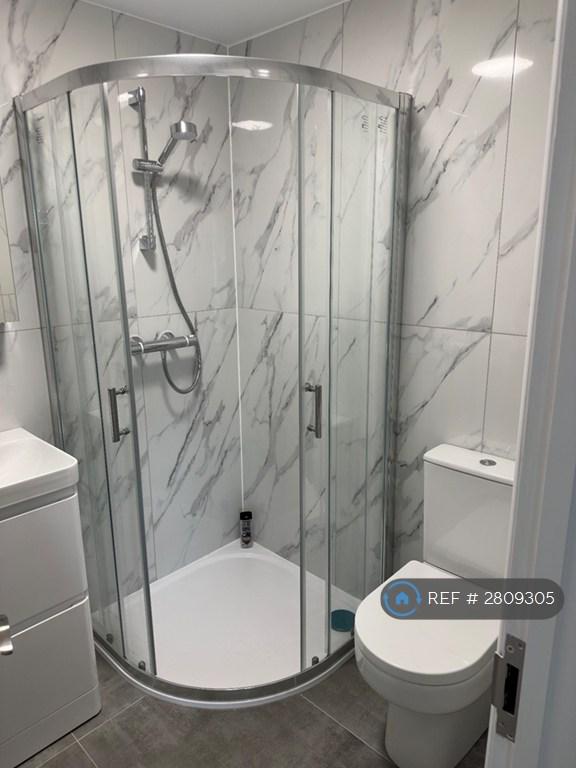 New Shower Cubical