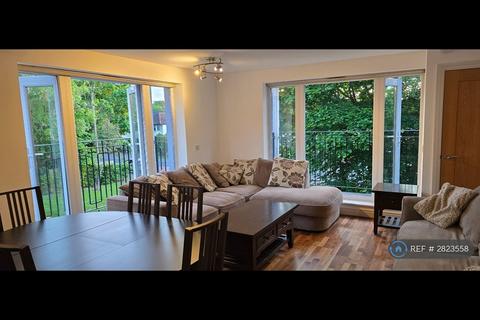 2 bedroom flat to rent, Bower House, Ruislip, HA4