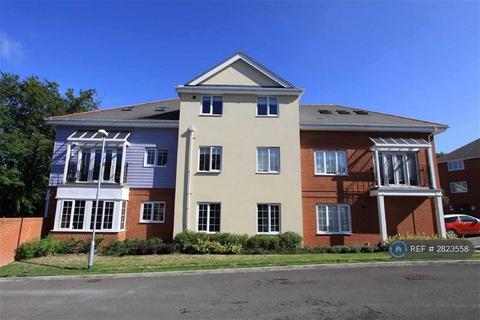2 bedroom flat to rent, Bower House, Ruislip, HA4