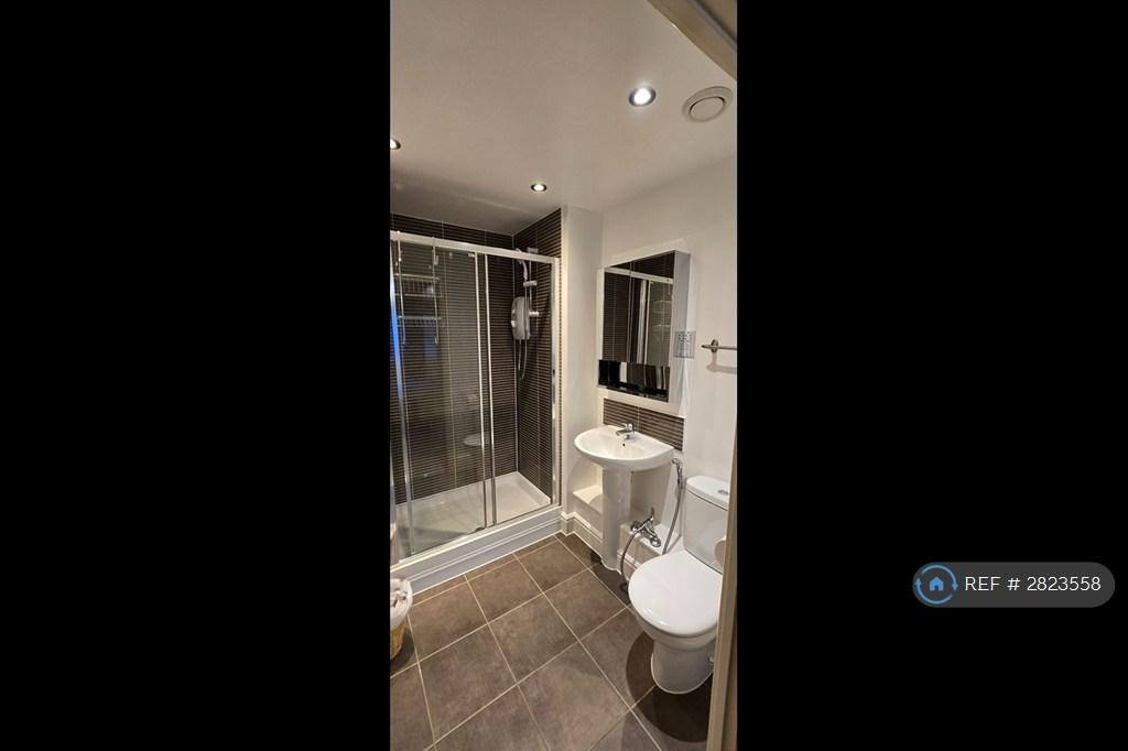 En Suite Shower Room