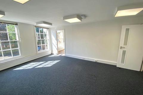 Office to rent, Market Sq Westerham TN16 1AN