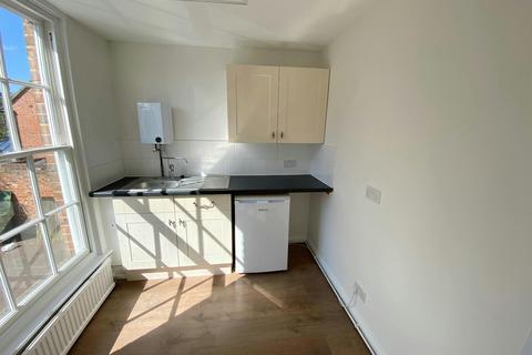 Office to rent, Market Sq Westerham TN16 1AN
