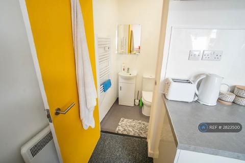 1 bedroom in a house share to rent, Church Road, Bristol, BS5