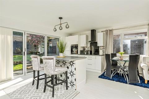 undefined, Downsview Drive, Midhurst, West Sussex, GU29