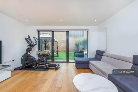 undefined, Rennie St, London, SE10