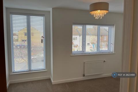 3 bedroom terraced house to rent, Allfrey Road, Eastbourne, BN22