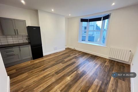 2 bedroom terraced house to rent, St. Georges Road, Brighton, BN2
