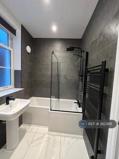 2 bedroom terraced house to rent, St. Georges Road, Brighton, BN2