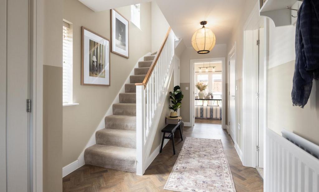 Dandara -  Wittering Place - The Wotton, Home 9