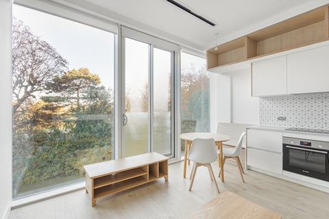 undefined, Vonder Parkside, Great West Road TW8