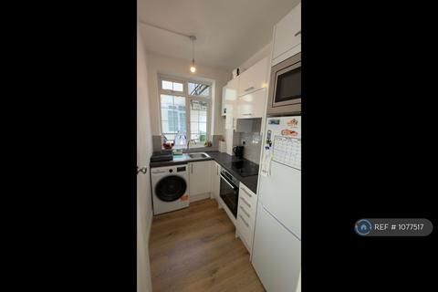 undefined, High St, Beckenham, BR3