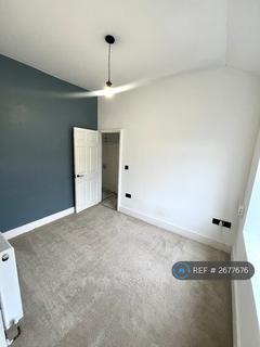 2 bedroom terraced house to rent, Fernfield Terrace, Halifax, HX3
