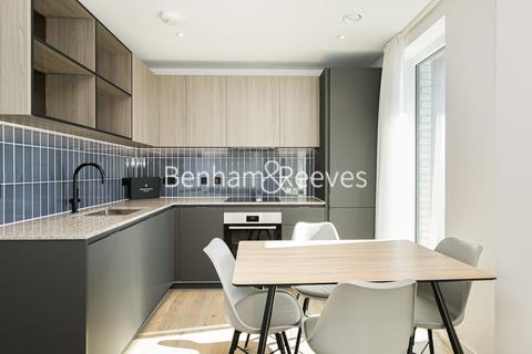 2 bedroom apartment to rent, Viola House, Greenleaf Walk UB1
