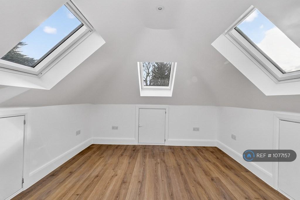 Loft Bedroom 5