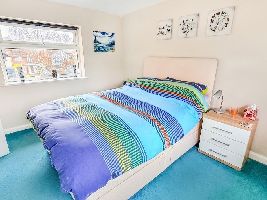 Bedroom 2 Pic 2