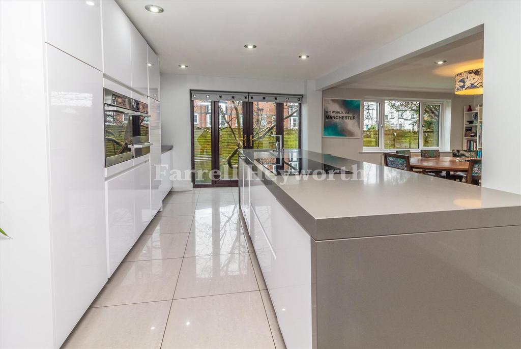 Kitchen image 3
