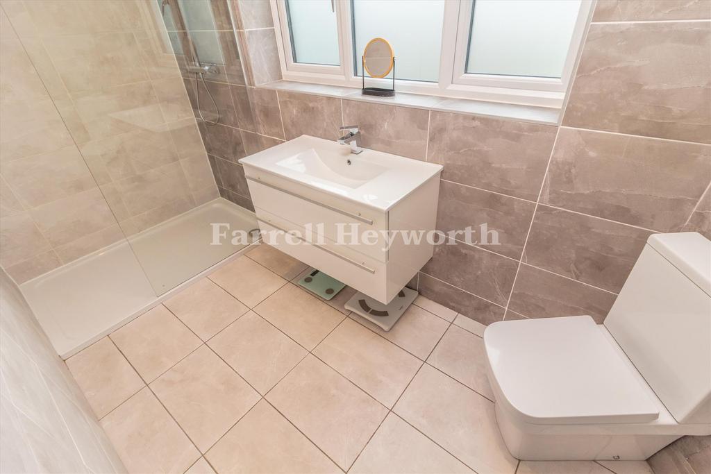 Master en suite imag