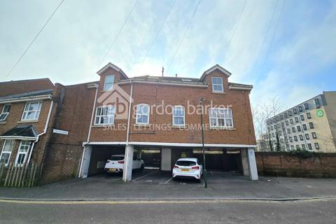 2 bedroom flat to rent, Northcote Road, Bournemouth BH1