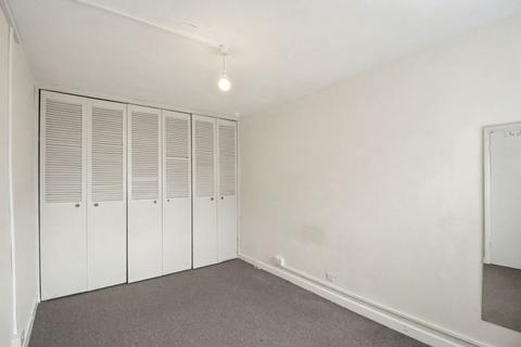 2 bedroom maisonette for sale, 8 Essex Close, Romford, Essex, RM7 8BD