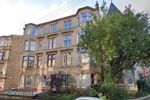 3 bedroom flat to rent, Wilton Street, Glasgow, G20