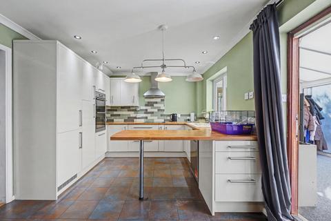 3 bedroom semi-detached house for sale, Cardine Close, Sittingbourne ME10