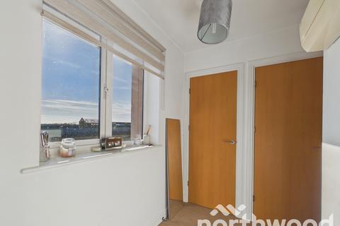 2 bedroom flat for sale, Billington Grove, South Willesborough, Ashford, TN24