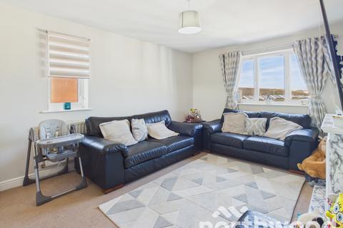2 bedroom flat for sale, Billington Grove, South Willesborough, Ashford, TN24
