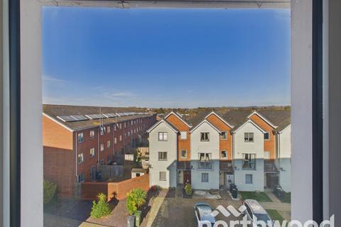 2 bedroom flat for sale, Billington Grove, South Willesborough, Ashford, TN24
