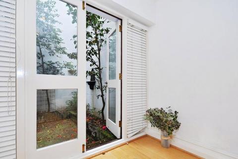 undefined, Onslow Gardens, London, SW7