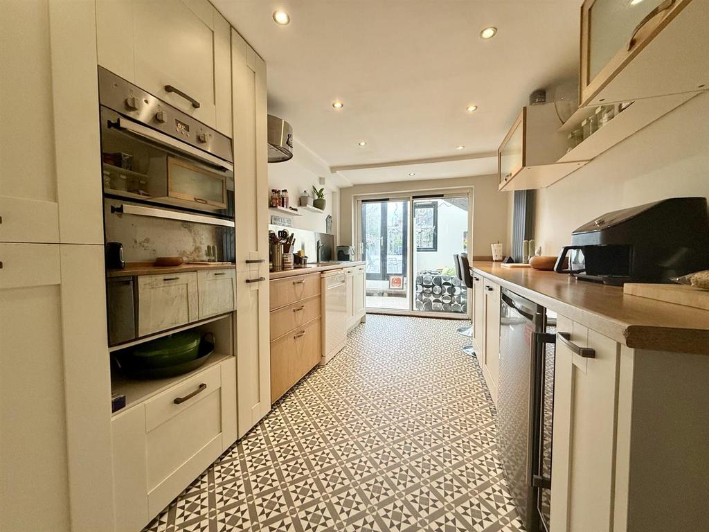 Kitchen.jpg