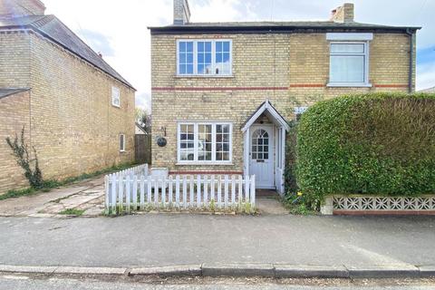 3 bedroom semi-detached house for sale, Saffron Road, Histon, Cambridge