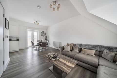 2 bedroom apartment for sale, Acorn Way, Orpington BR6