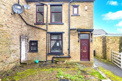 2 bedroom end of terrace house for sale, 4 Cordingley Street, Bradford, BD4 0PP