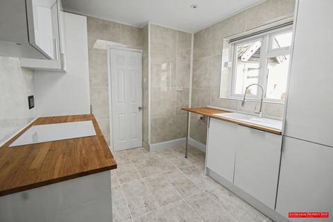 2 bedroom maisonette for sale, Church Street, Eastbourne BN21