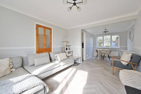 3 bedroom end of terrace house for sale, Whitwell Road, Watford, WD25