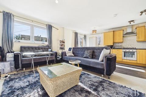 2 bedroom apartment for sale, Beeches Bank, Norfolk Park, Sheffield, S2