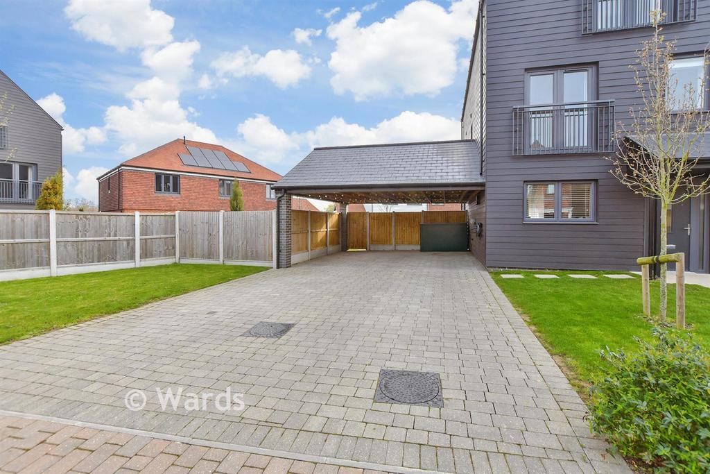 Driveway/Parking