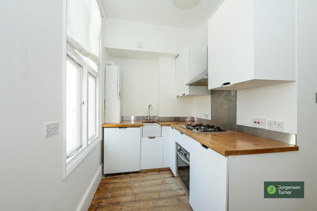 Kitchen .jpg