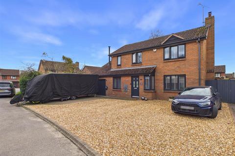 undefined, Provis Mead, Pewsham SN15