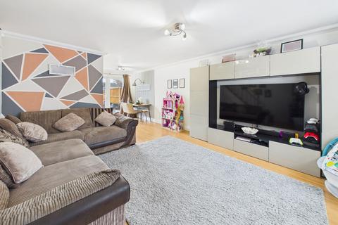 3 bedroom terraced house for sale, Glamis Close, Hemel Hempstead, HP2