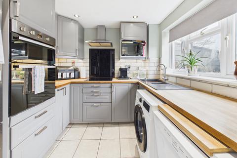 3 bedroom terraced house for sale, Glamis Close, Hemel Hempstead, HP2